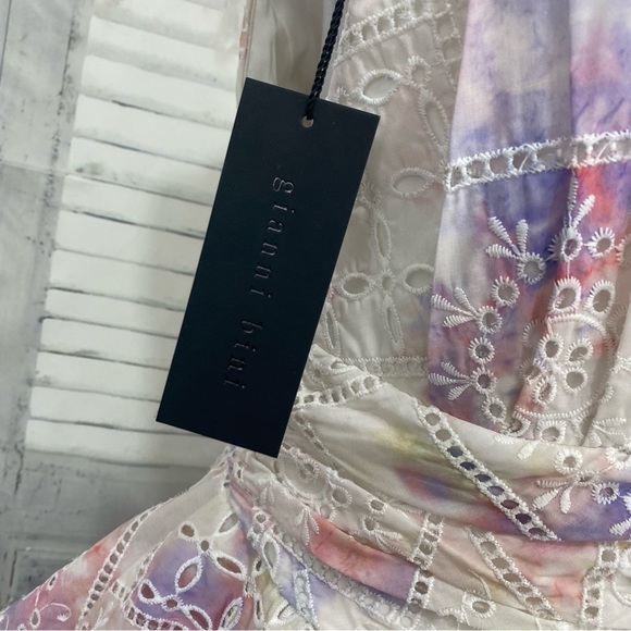 Gianni Bini White Purple Embroidered Plunge Deep V Neck Ruffle Tiered Dress NEW - Picture 9 of 12